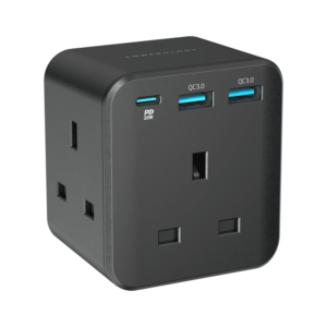 Powerology 3-Outlet Wall Socket With Fast Charging USB - Black