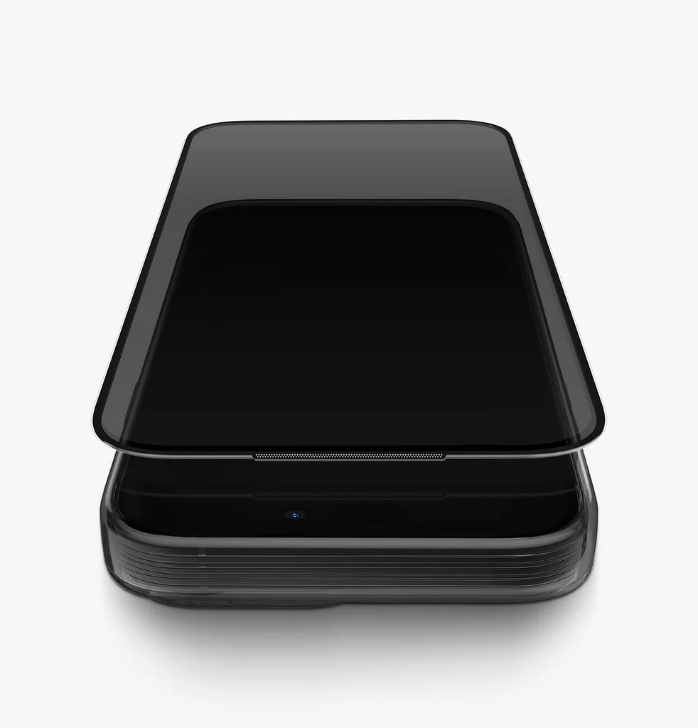 Uniq Covex Screen Protector for Iphone 17 - Privacy - Image 4