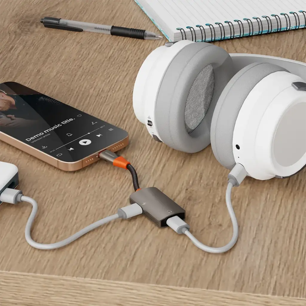 Porodo AudioLink Duo USB-C Interface Audio and Charge Splitter - Black & Orange - Image 2