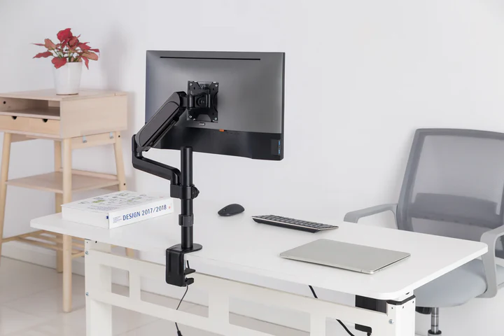 GAMEON Pole-Mounted Single Monitor Arm For Gaming And Office Use, 17 - 32 Inch - Black - Image 3